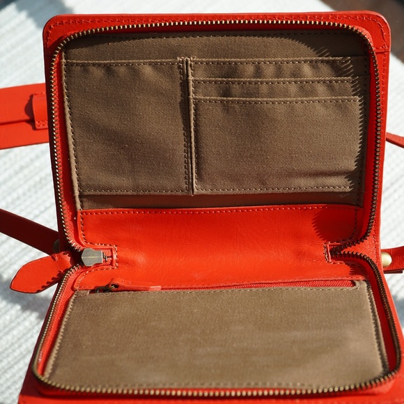 Kelsi Dagger Brooklyn Camera Crossbody Bag EUC - Picture 5 of 7